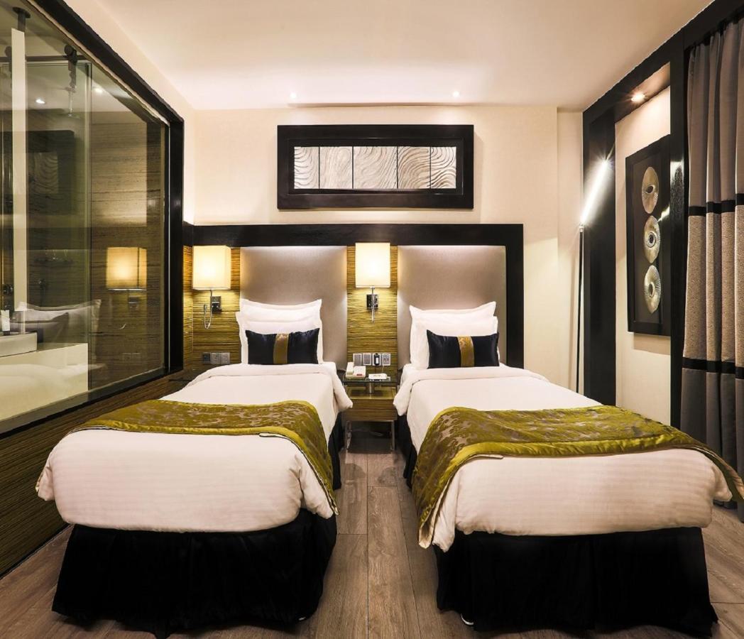 The Empresa Hotel Mumbai Exteriör bild